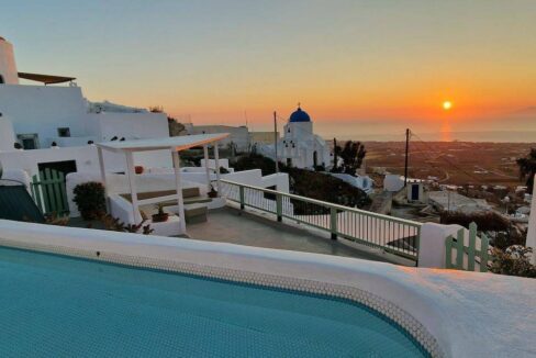 VILLA FOR SALE IN SANTORINI25