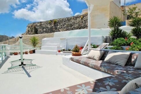 VILLA FOR SALE IN SANTORINI26