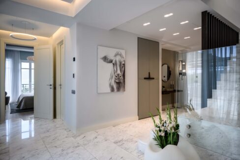 Luxury villa on the Mediterranean coast in Creta 21