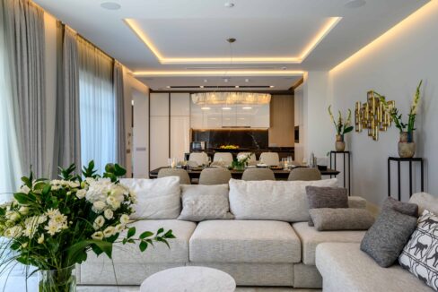 Luxury villa on the Mediterranean coast in Creta 26