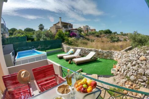 Complex With 4 Villas for Sale in Chania