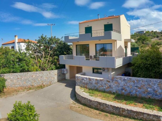 Complex With 4 Villas for Sale in Chania