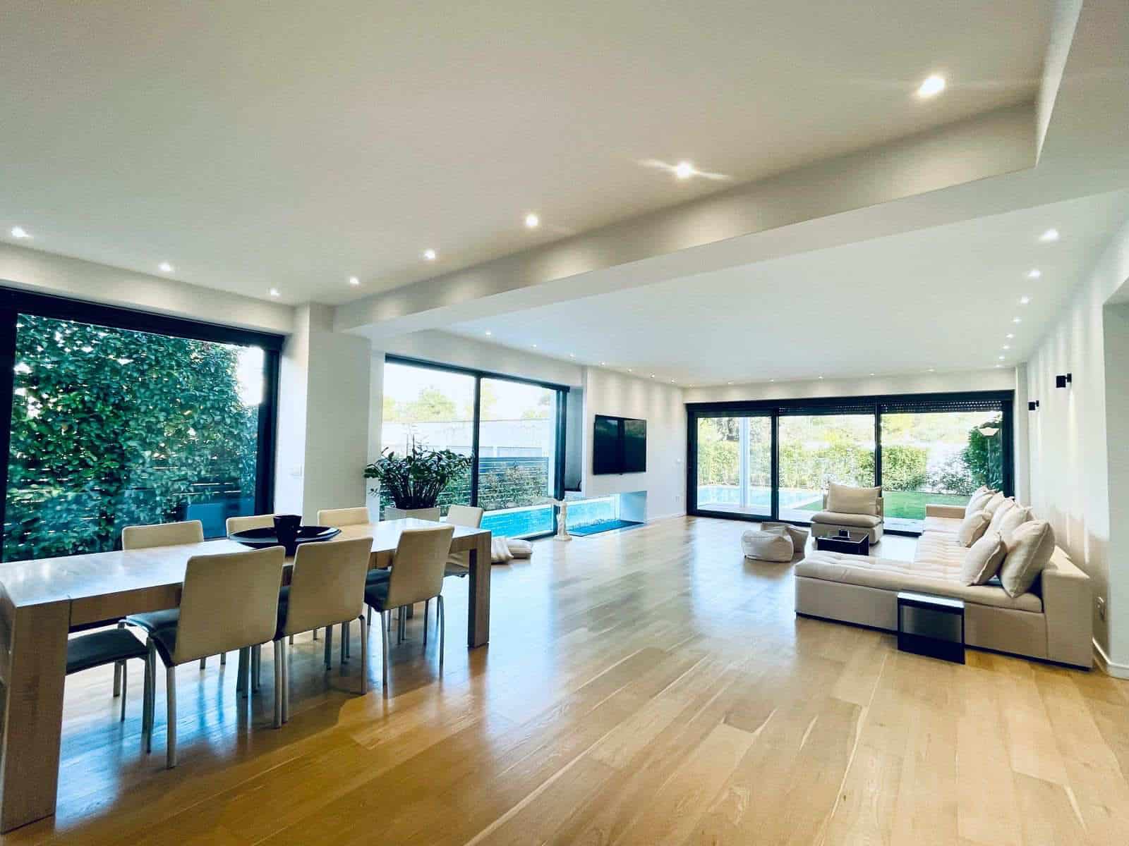 305m² Maisonette for sale in Elliniko, Greece 2