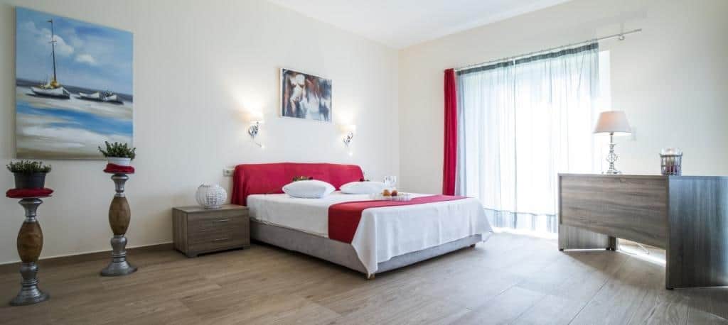 380m² of Luxury Living in Paros, Greece 11