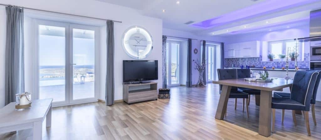 380m² of Luxury Living in Paros, Greece 4