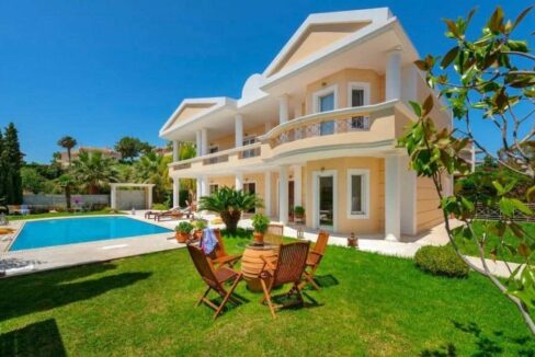 420m² Villa for sale in Anavyssos, Greece