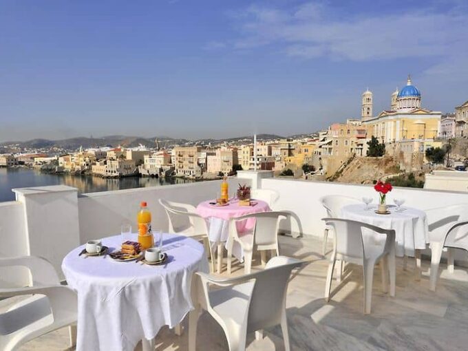 266m² Seaside Maisonette in Syros