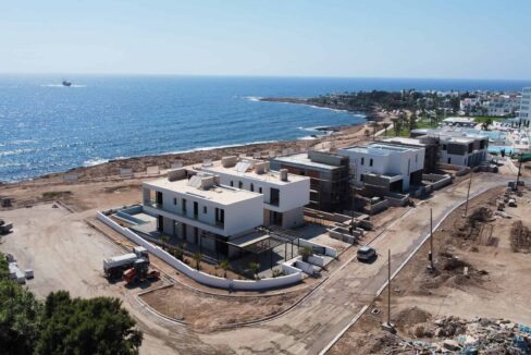 PELAGOS BEACHFRONT RESIDENCES (11)
