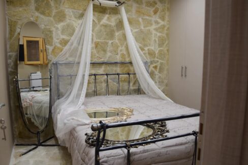 e2888855-97d2-4ba6-9020-d53c9d30a170