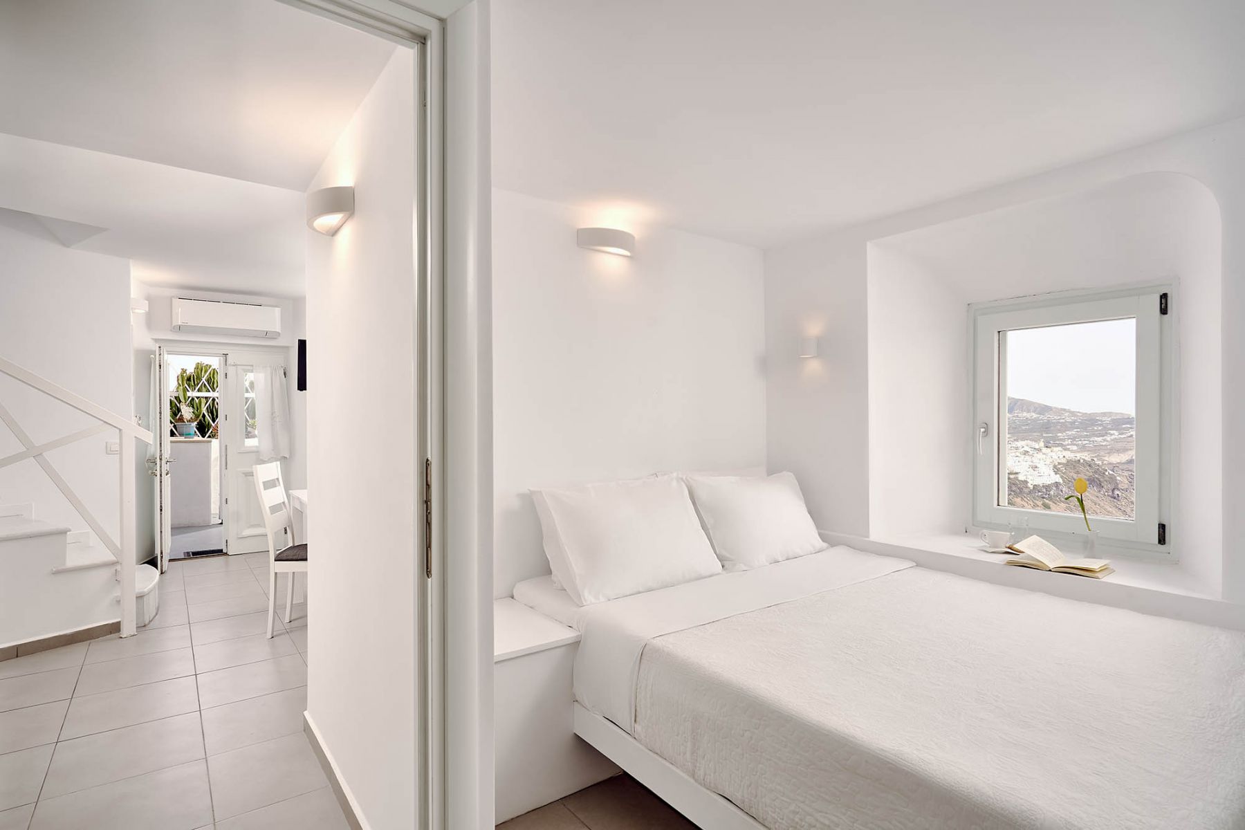 House with Private Terrace and Caldera View – Santorini11