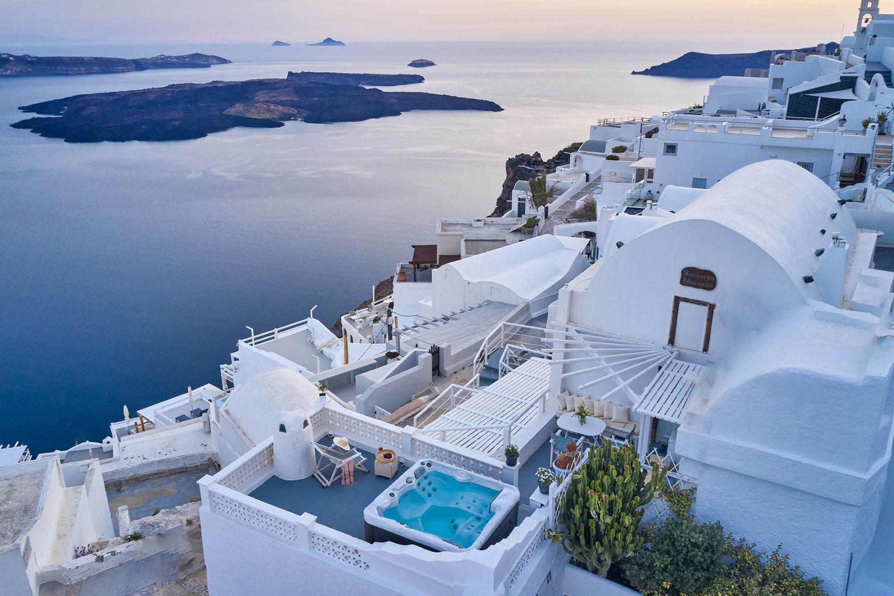 House with Private Terrace and Caldera View – Santorini22