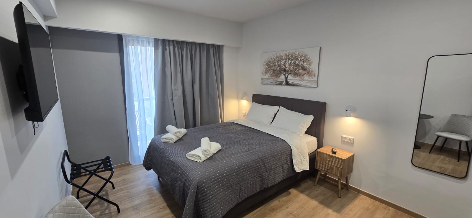 Serviced Apartment Investment – Prime Athens Micro-Location