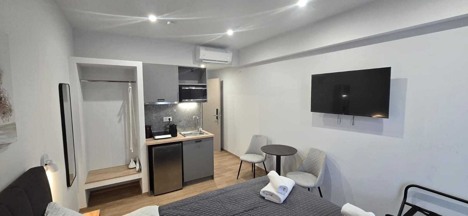 Serviced Apartment Investment – Prime Athens Micro-Location