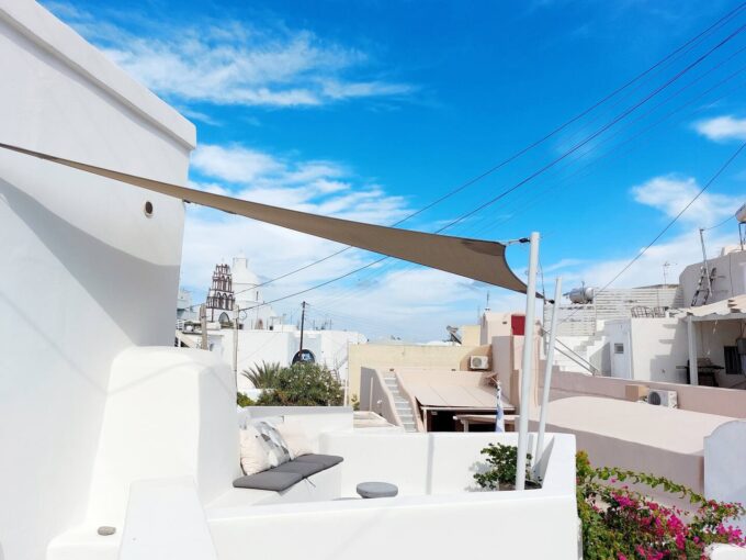 Detached House with Tourist License in Karterados, Santorini
