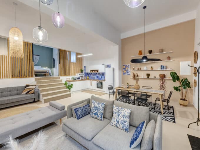 Turnkey Income-Producing Apartment in Ermoupoli, Syros