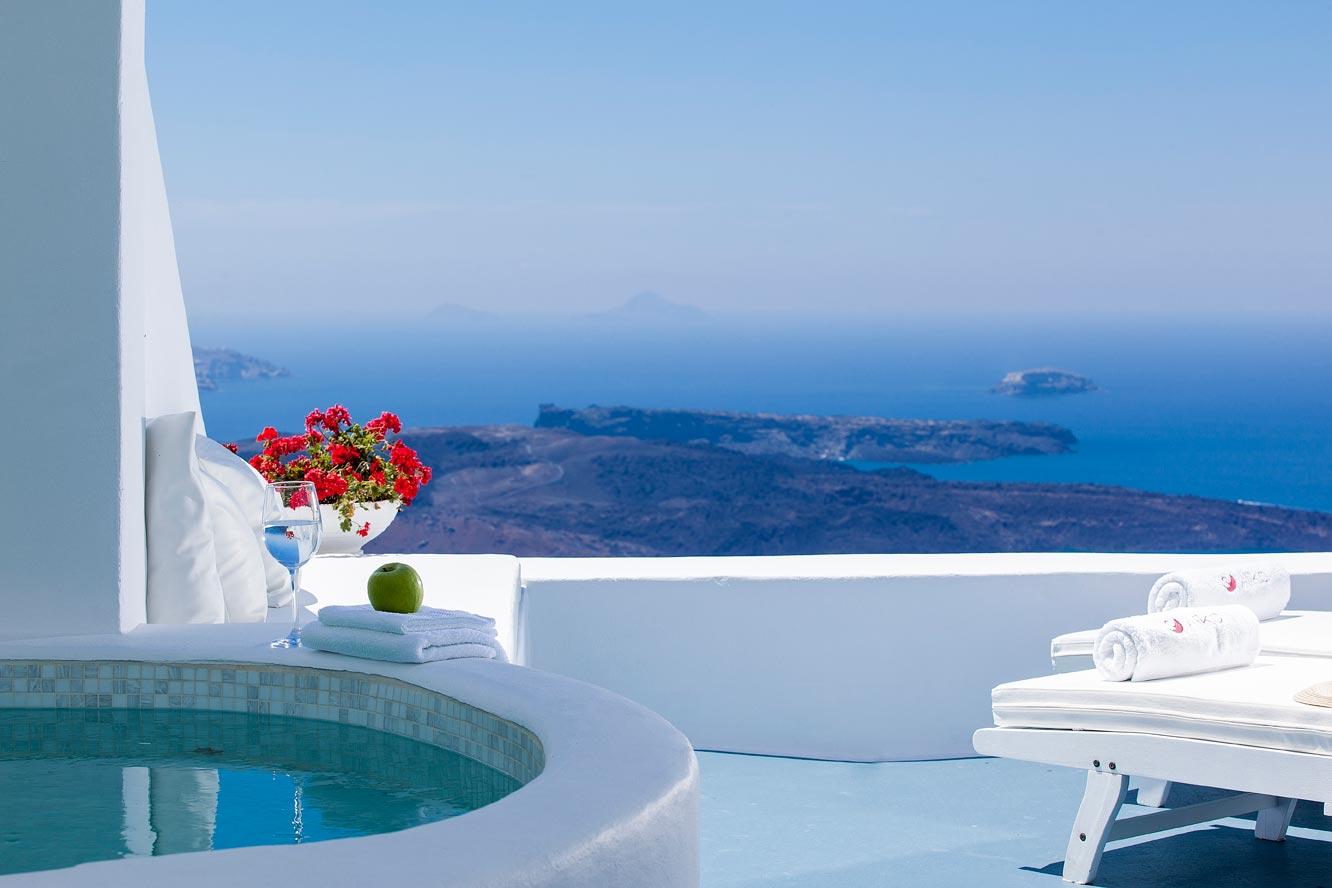 *SOLD* EXCLUSIVE 140m² PROPERTY FOR SALE IN SANTORINI, GREECE *SOLD*