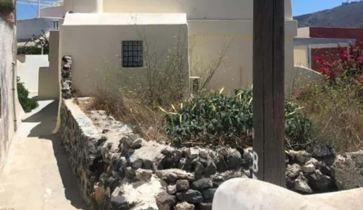 96m² PLOT FOR SALE IN SANTORINI, GREECE 2