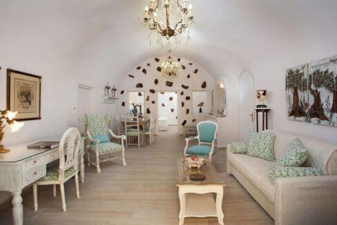 Cave House for sale in santorini Greece (15)
