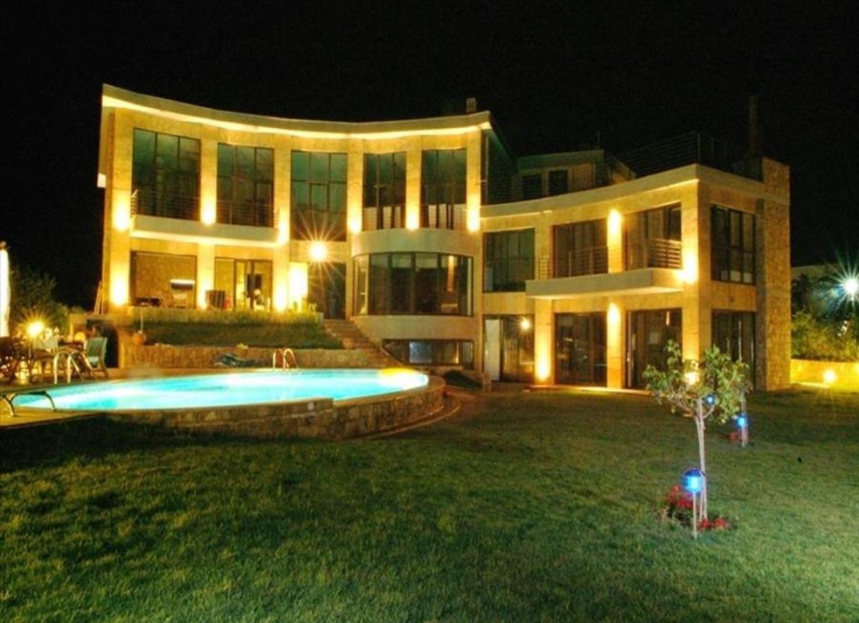 Residential Villa Chalkidiki/Moudania 430 Sq.m, 6 Bedrooms