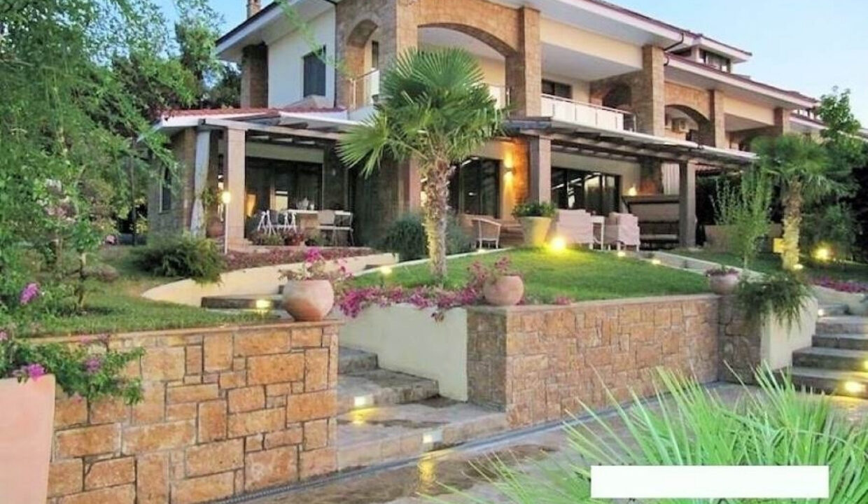 Villa for sale in Chalkidiki greece 2