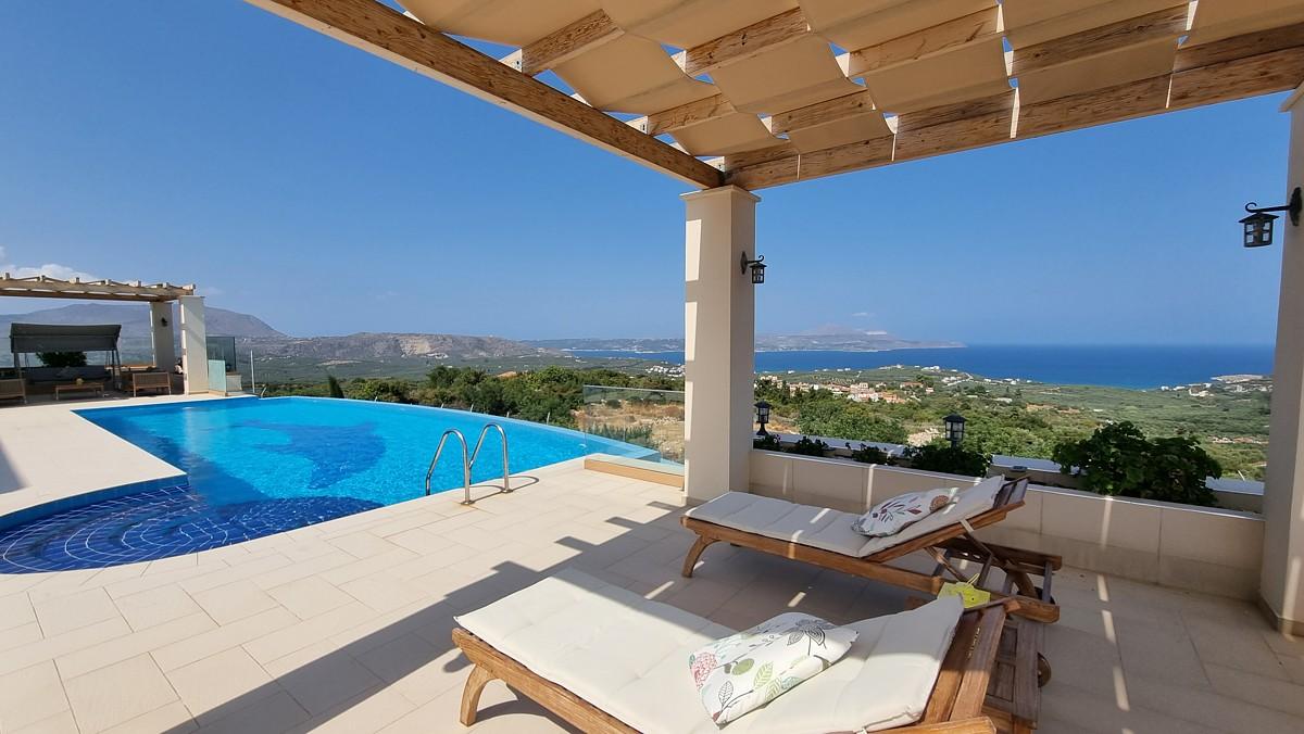 Villa with Panoramic Views for sale in Chania, Greece15