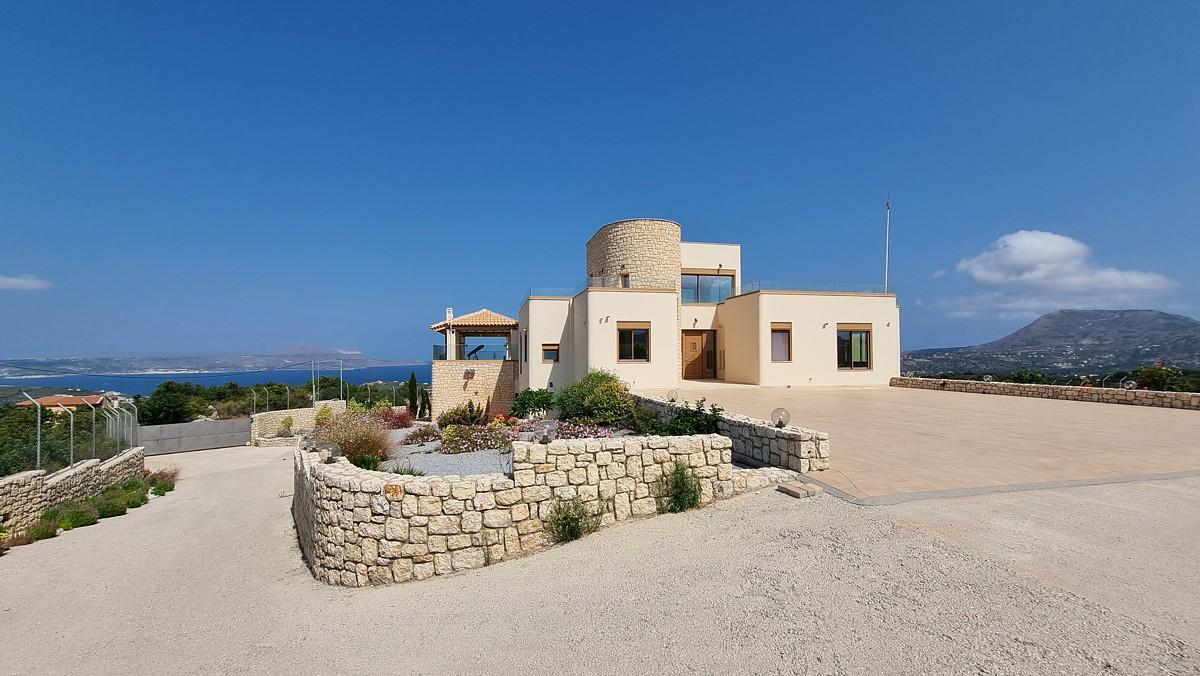 Villa with Panoramic Views for sale in Chania, Greece37