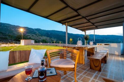 luxury-villa-with-view-heliport-for-sale-in-crete-greece 10