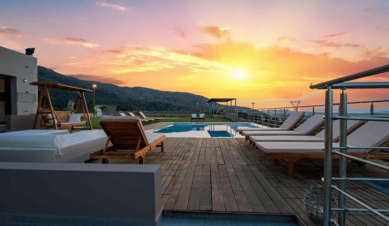 luxury-villa-with-view-heliport-for-sale-in-crete-greece 16
