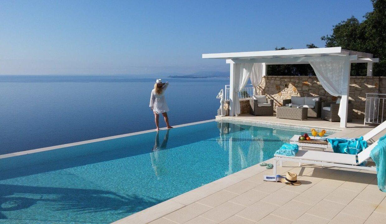 1-POOL-Stunning open Sea Views + Private infinity poo - Copy - Copy - Copy