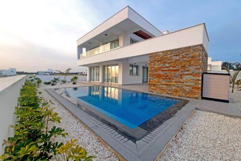 3, 4 Bedroom Coastal Villas for Sale in Paphos, Cyprus