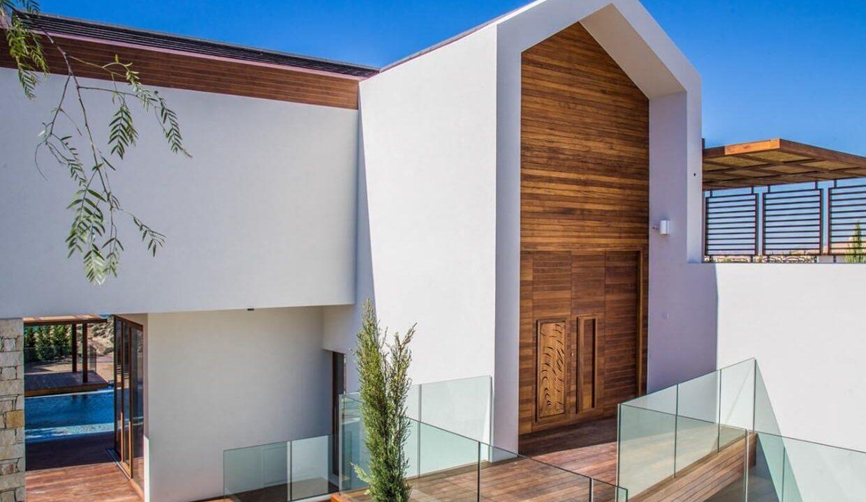 designer-villa-for-sale-in-cyprus