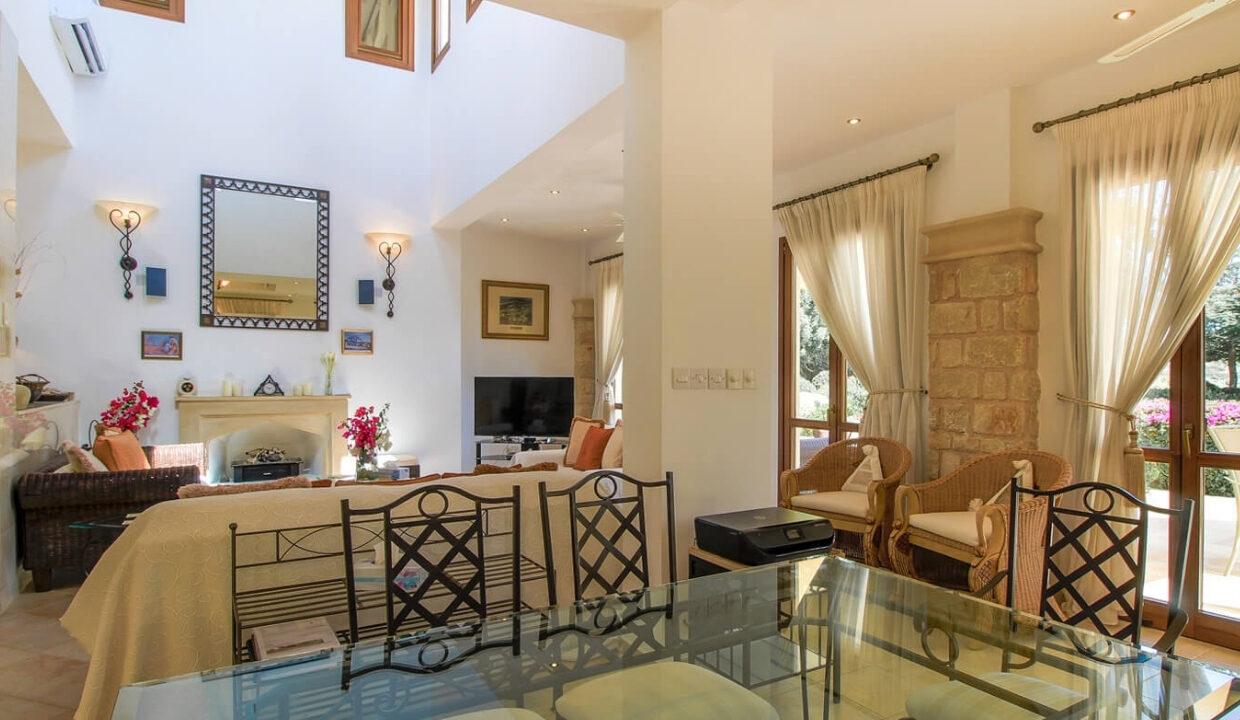 excelent-villa-for-sale-in-cyprus 9