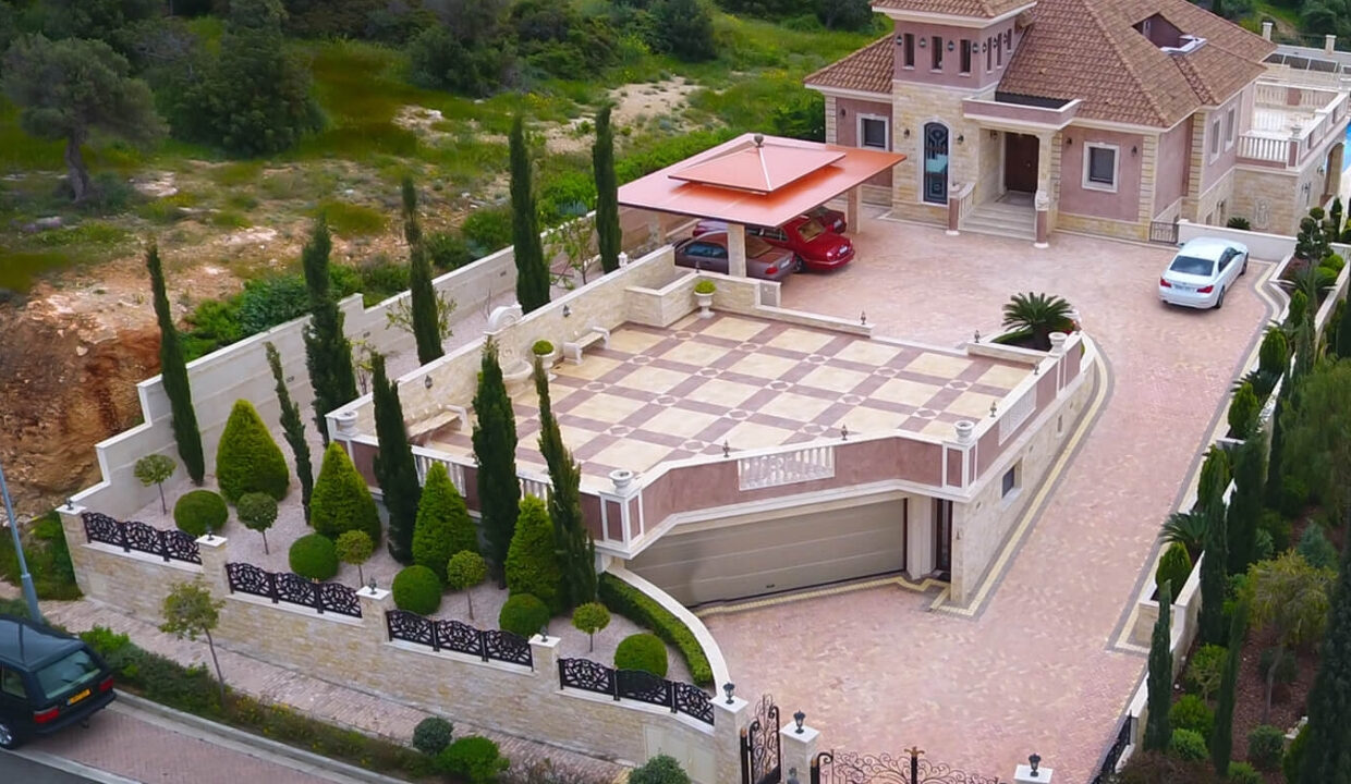 king-villa-for-sale-in-cyprus 18