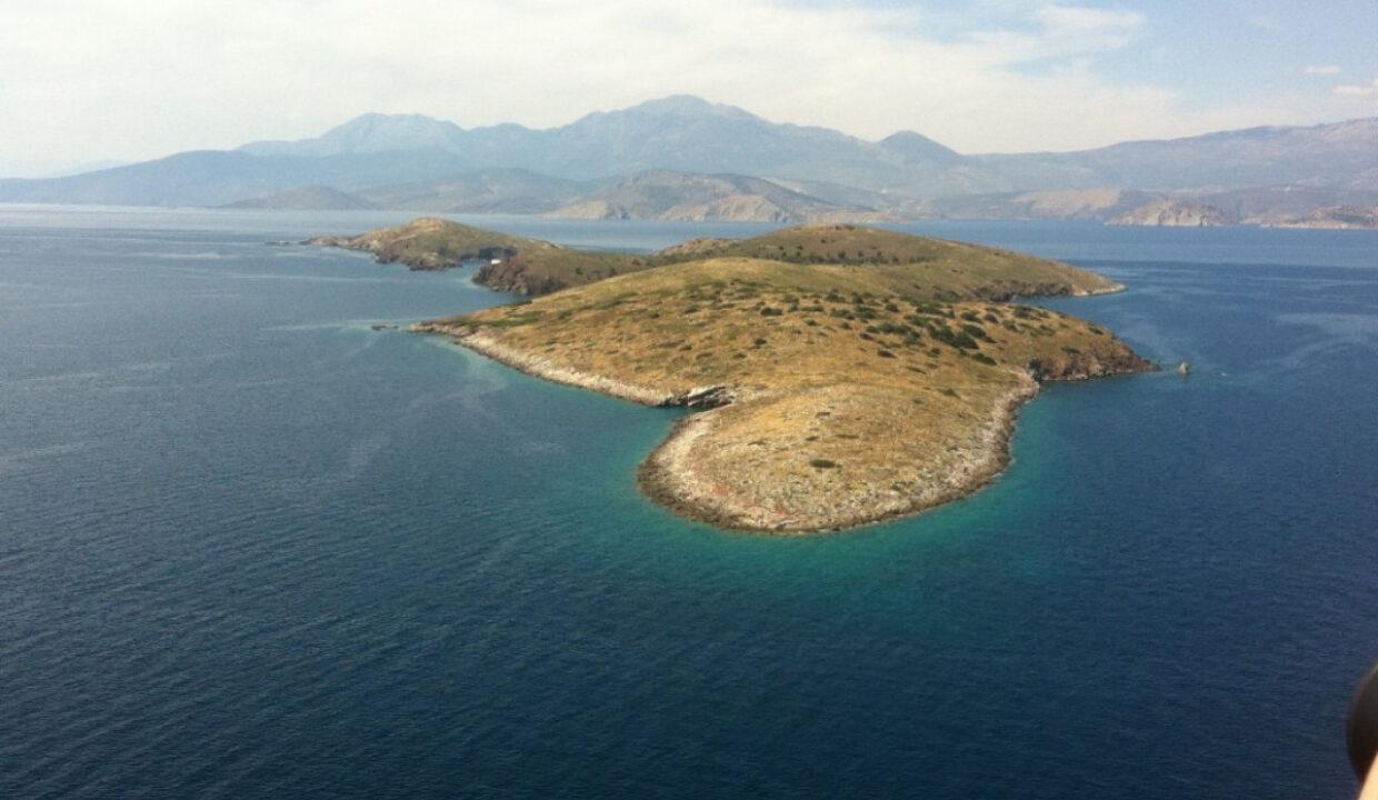 private-island-alkyonides-gulf-in-greece-for-sale .7