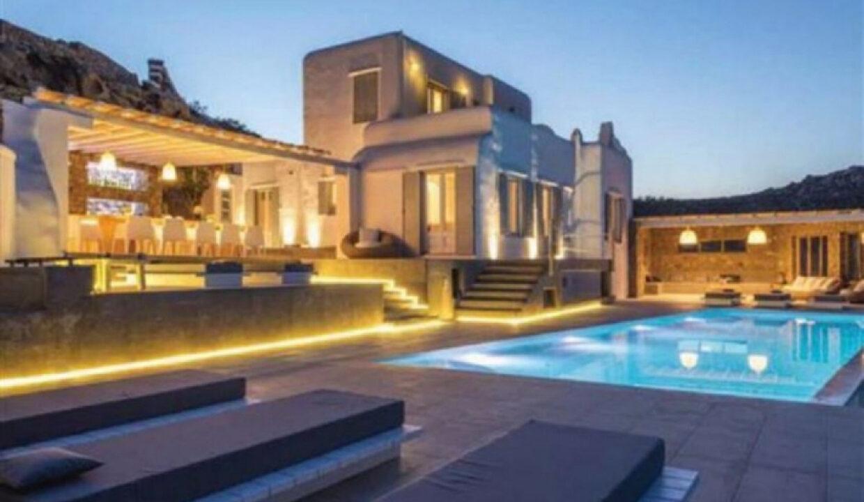 villas-suites-for-sale-in-mykonos-greece 10
