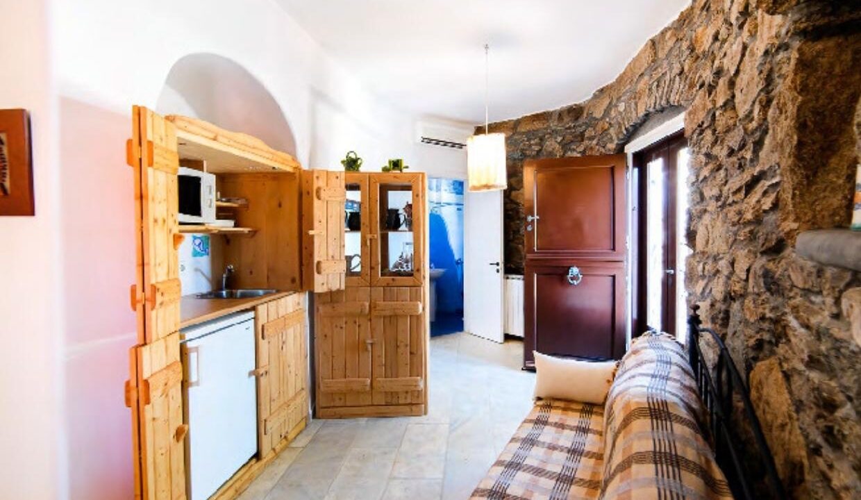 lovely-detached-house-for-sale-in-mykonos-greece21