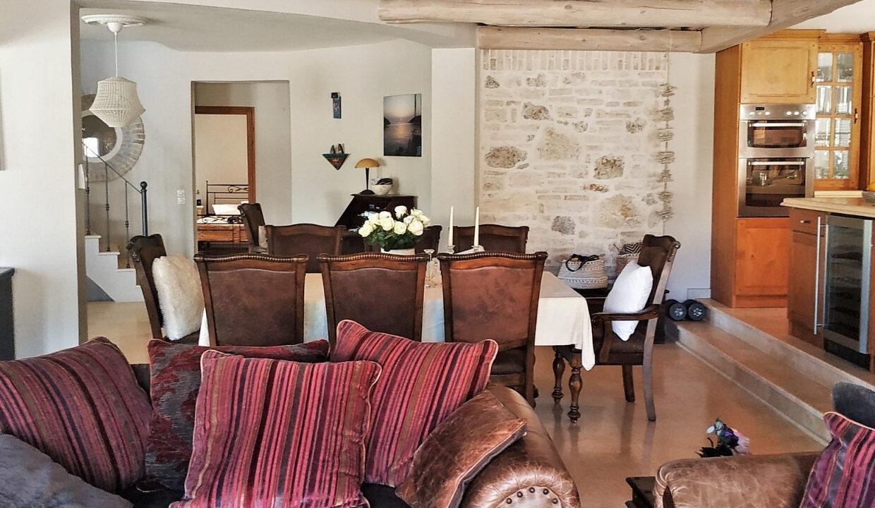 villa-for-sale-in-corfu-greece 12