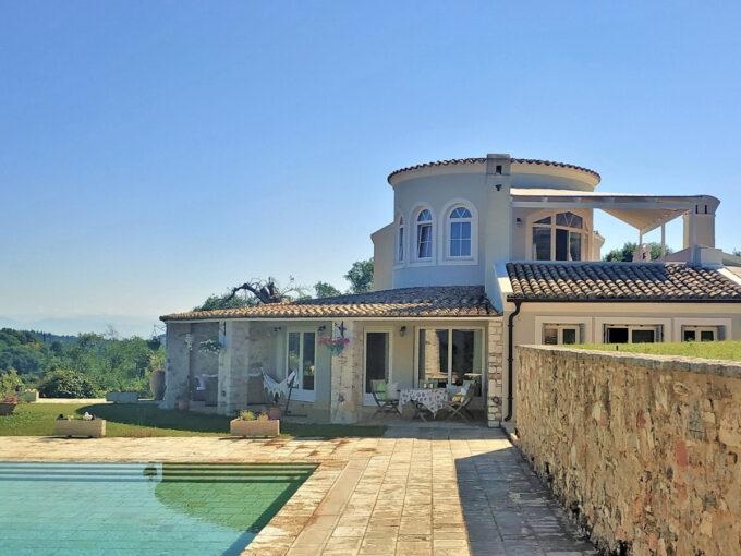 villa for sale in corfu