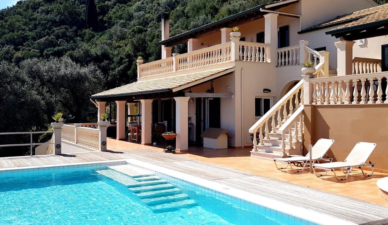 sea-view-villa-for-sale-in-corfu-greece 11
