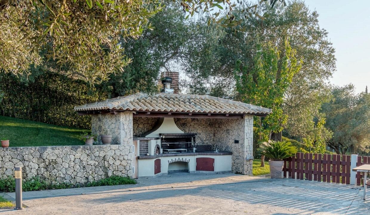 villa-for-sale-in-corfu-greece 3
