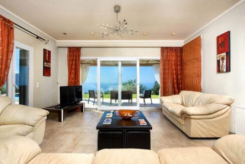 villa-with-pool-for-sale-in-corfu-greece 8