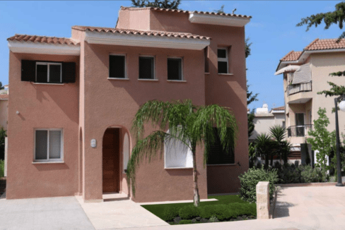 Villas and Apartments for sale in Paphos Cyprus
