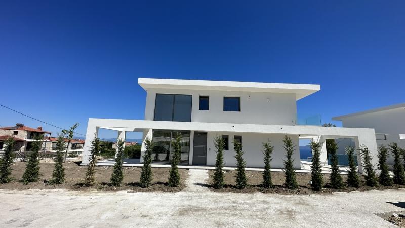 villa for sale in Palini4