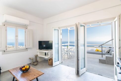 2-beautiful-apartments-for-sale-in-santorini-5