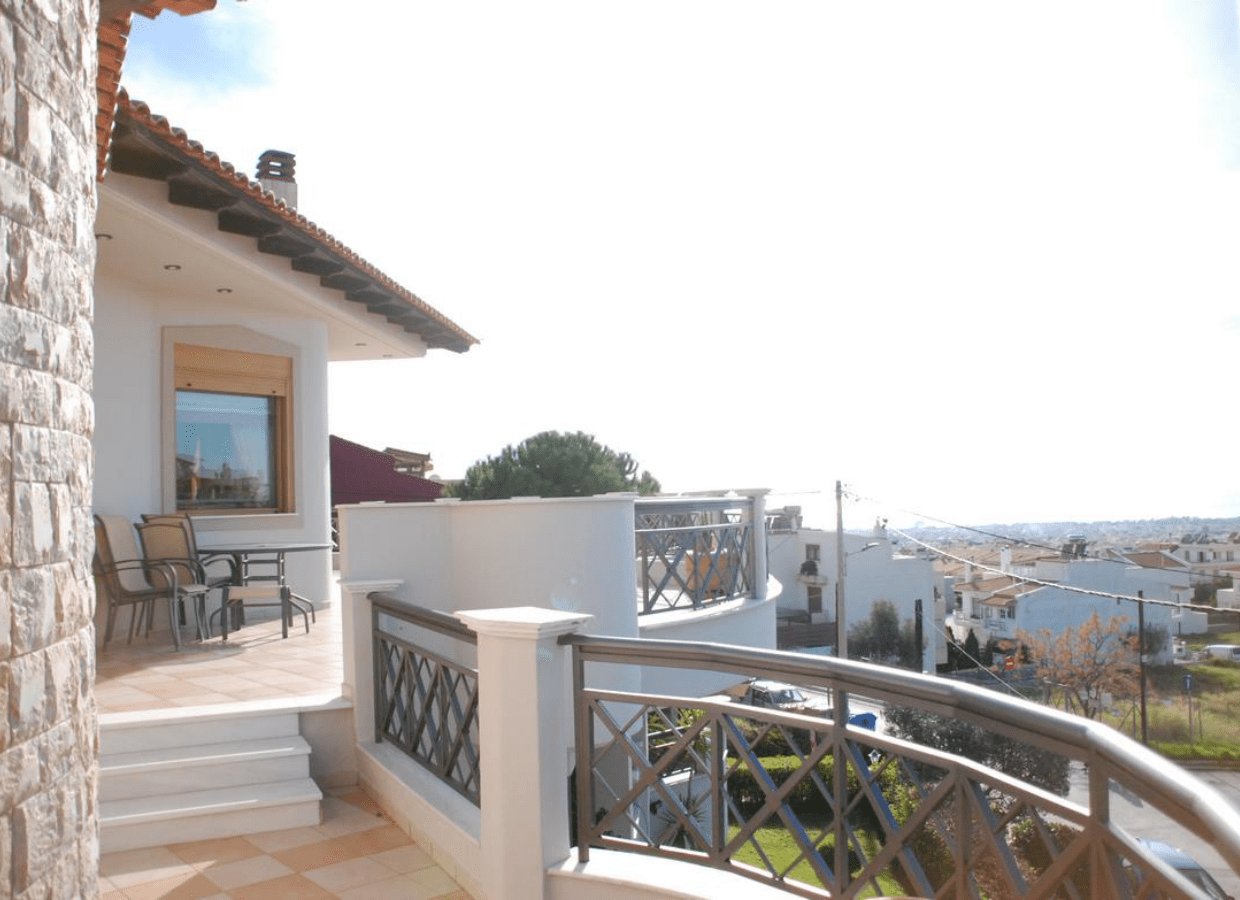 HOUSE FOR SALE IN ANO GLYFADA, ATHENS