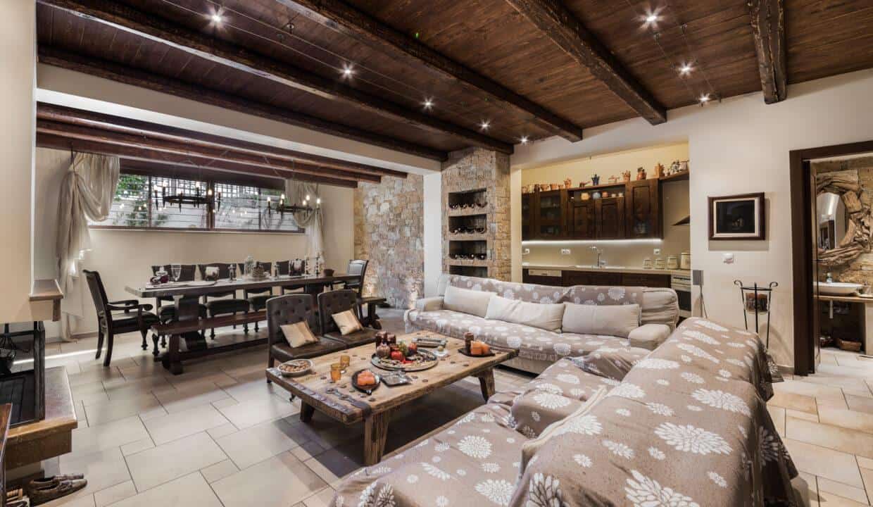 villa-for-sale-in-vari-athens-6