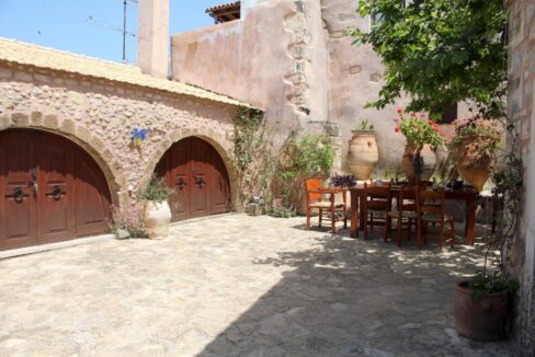 complex-of-two-stone-houses-for-sale-in-rethymno-4