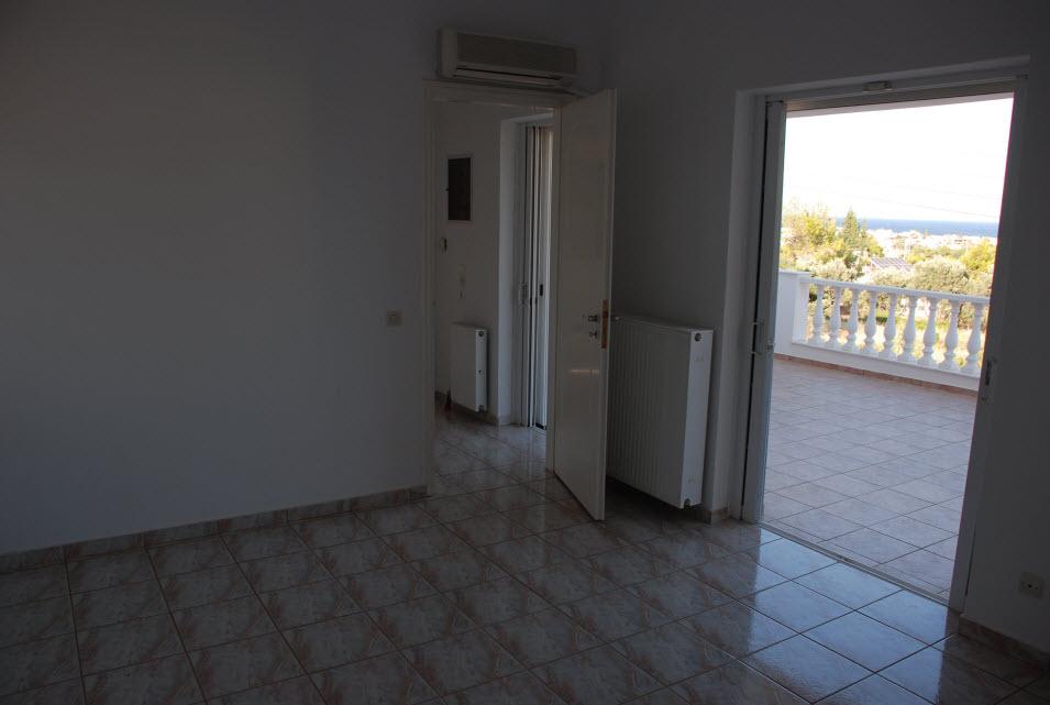 detached-house-for-sale-in-athens-11