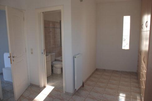 detached-house-for-sale-in-athens-13