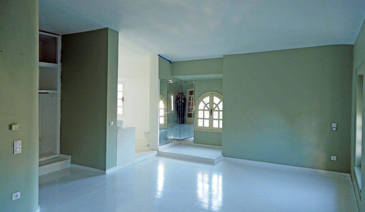 villa for sale in Athens 2
